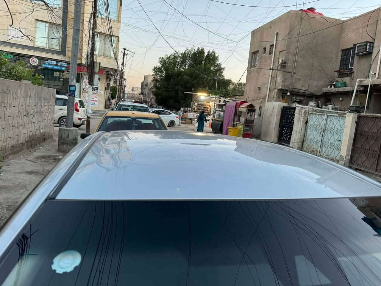 ٠🚗 للبيع: تويوتا كورولا هايبرد 2023
محور.      
الموديل: 2023
الوارد: ياباني أصلي
الممشى:85 ألف كم (قابل للزيادة)
المواصفات موصفات اي كورلا 
تبريد قوي
استخدام شخصي
السيارة نظيفة وما تحتاج شي
💰 السعر: 13100$ قابل للتفاوض
📍 المكان: بغداد سبع ابكار
📞 رقم الهاتف:***********
