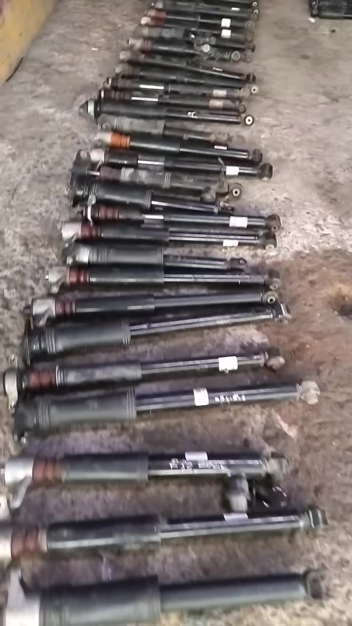 دبلات خلفي الإنتر امضلع ⬇️ اكسنت ⬇️امضلع⬇️فورتي  من موديل 2007 ل 2020 ⬇️ ريو امضلع⬇️ سوناتا حديث قديم 🔝
🔴العنوان الزعفرانية قرب البانزين خانة القديمة مقابل حلويات الحمداني 
☎️***********
