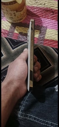 اخوان 12برو ماكس ذاكره ٢٥٦تك  سيمكرت مبدل شاشه فقط بطاريه ٨١. السعر ٣٠...