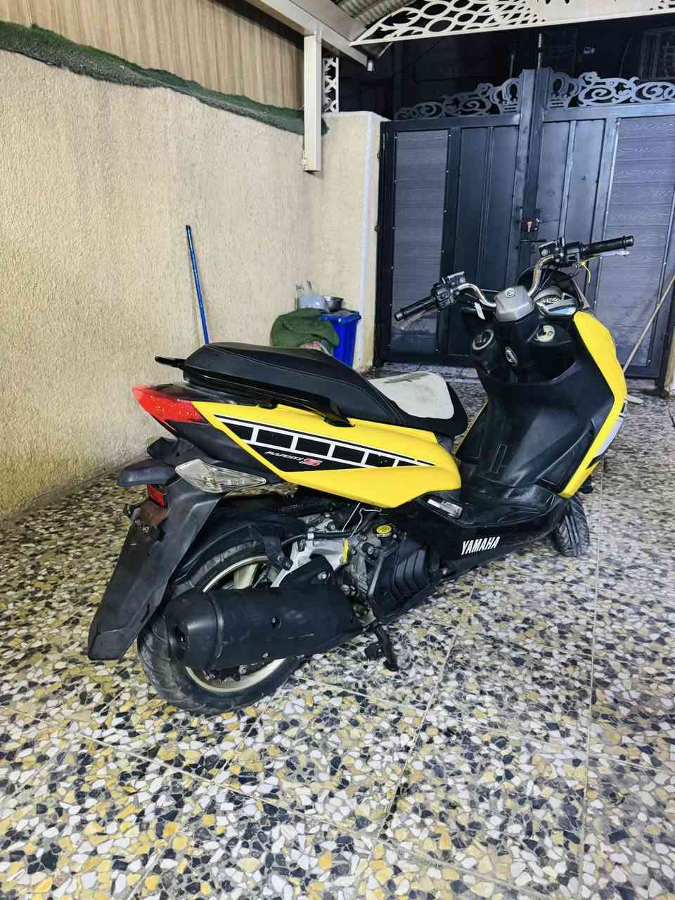 سلام عليكم ماجسته اس ياباني قبق نفخ ستان حساس دراجه كفاله عامه للبيع خير من الله مامفتوحه ماكلعوب بيهه مامدل بيهه شلعه تشك الكاع كيجات كهربائيات دبلات اشاير عالي ناصي كله شغال مابيهه نقص الدراجه السعر مليون و ١٠٠ مكاني البلديات
***********
