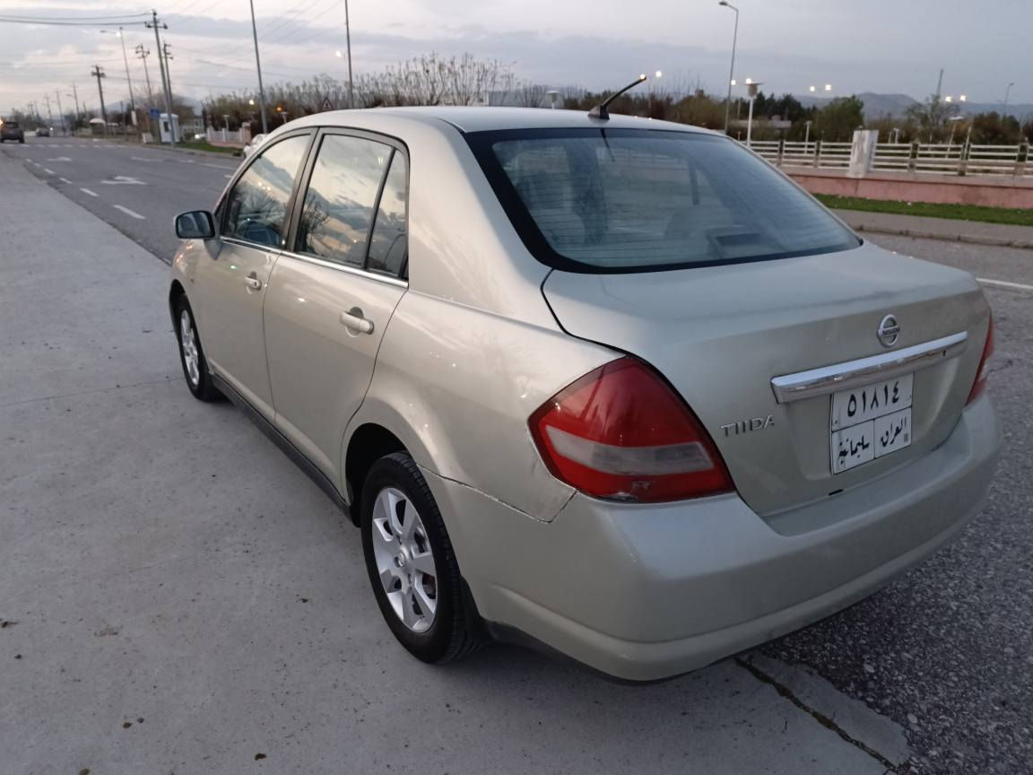 *********** کۆڕەک***********نــیسان تـیدایـابانی چـوارجام کارەبایەمـۆدێل 2007گـێڕئـۆتۆماتــیک سـەنەوی تازەتەوابوەژینگەی دراوە وەکالەش دەکەم سێ پارچەوپەڵەیەک بۆیاخی هەیەبێ ناوگرتن پێشۆی قرچیکی بەسیتی هەیە کاڵ بونەوەشی نیەچوارتاوویلی لۆکی لەژێرەپێشودوای تازەداگیراوەزۆرتندوتۆڵەوتەقەوڕەقەی نیە مەکینەوگێڕی بەشەرت مەکینەی نەکراوەتۆزۆرپاکەویەکهەزارمە سروفینە ماڵی دۆستەسیعری 72گەڵا تکایە جوابی کۆمێنتونامەنادەمۆمشتەری تێل،بکە شوێن هەڵبجەی تازە؟ ***********کۆڕک*********** السليمانية, العراق
