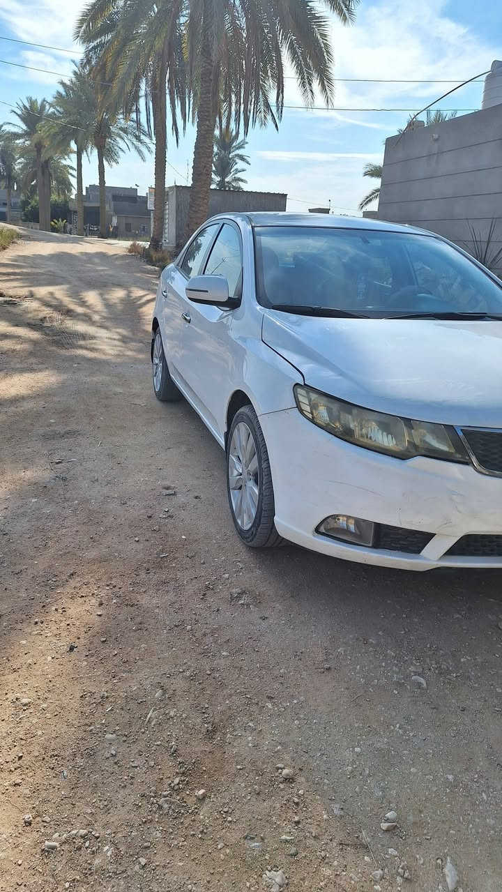 #السلام_عليكم اخوان كيه سيراتو ٢٠١٢ خليجي كليش موضح بلمقطع السياره حلوه وجديده رقمهه اربيل مكانهه بابل شارع ٨٠ الستفسار عل رقم مكلف بنشر السعر ٩٥ وبيهه مجال قليل ***********
