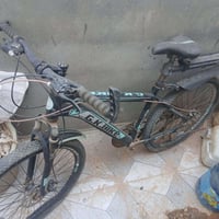 دراجه هوايه ريضيه البيع متروك    تشتغل بس بيها نواقس مثل جوابه او شويا...