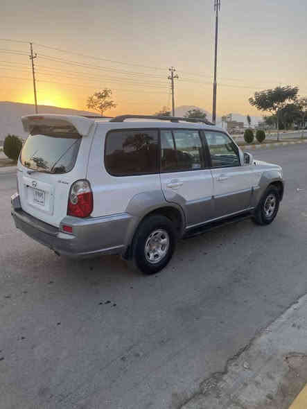 هۆندا تریکان مۆدیل 2003   بیلاد گیر تۆماتیک مەرغوب  گیڕومەکینەی بەتەی سێ هەزاری لەسەرەنەکراوەتۆ بەشەرتە سەنەوی  بەشەرتی ئوالیاتوو حاسیبەو پاکانەشی بۆکراوە  غەرامشی بەشەرتە  تەبریت ساردووگەرم لەسەر سویج  بێ دەعمو لیدراوە بێ سارد یجی پیوەنیە   بەوشەرتە  بی مەسرف جوار تایەی تازەی بۆ بسراوە هەموگیانی لەسەر دەقی شەریک ماوەتۆ یەک فلس مەسرفی تیانیە بەوشەرتە لەدەعامیوە بۆ دەعامی بەشەرت ئەی فرۆشم سعری   37وەرەقە   ***********  ***********
