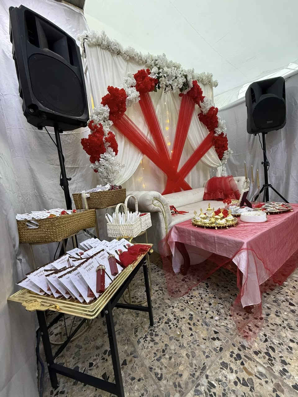 للبيع ***********
