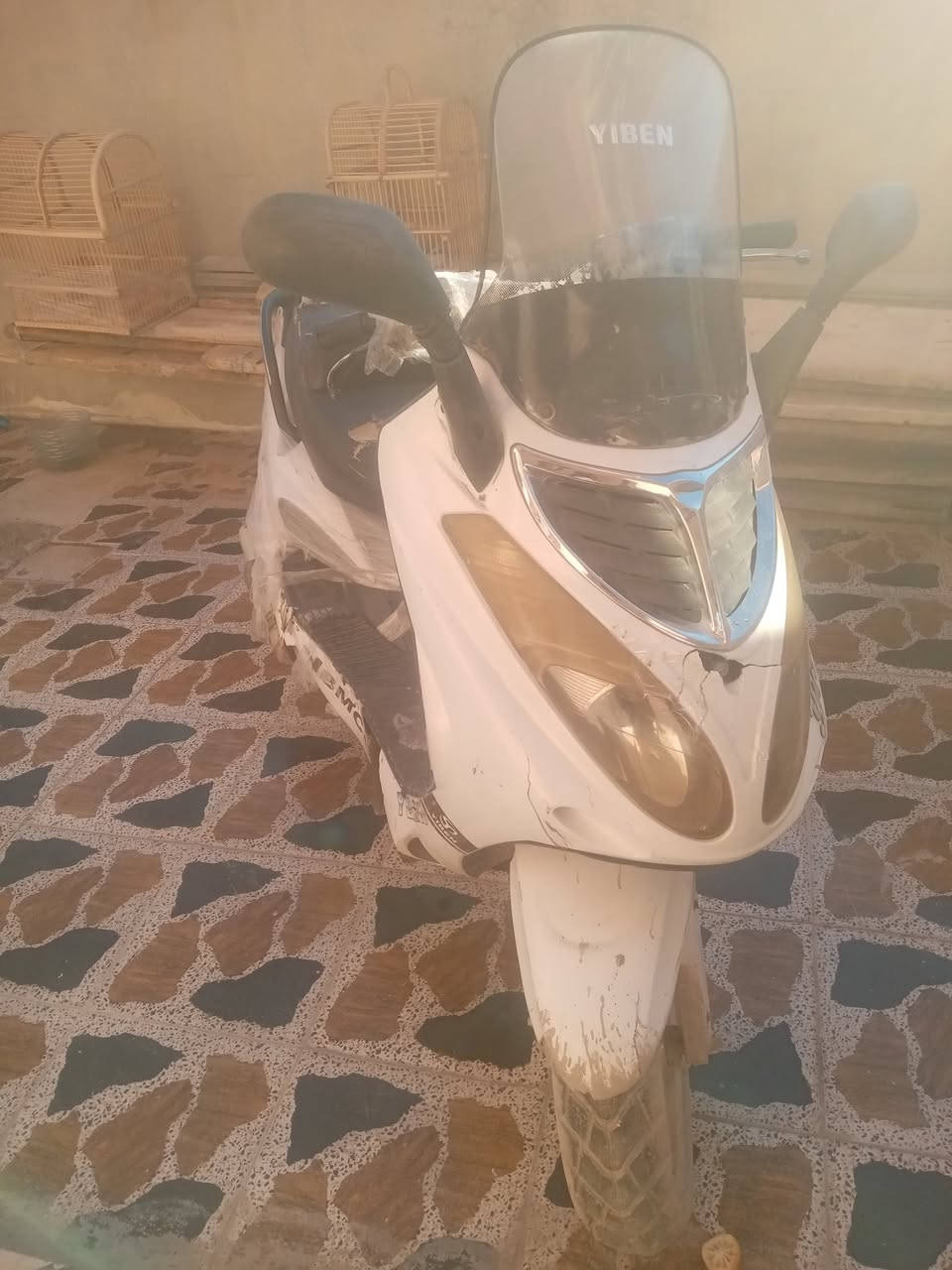 السلام عليكم دراجة للبيع شغال كل عيب ما بي 
تشغيل عن بعد ريمونت صافرة متل سرقة 
مكينة نضيفة ما يصرف سعرة 150الف

رقمي. ***********
