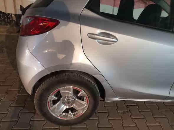 Mazda 2
2014
حادثها جاملغ وبنيد بدون دواخل
السياره كير ومكينه خير من الله
ويل كب جديد
تغيرات جديده
رقم جديد
رقم الهاتف ***********
المكان بغداد
والسياره بيها بعض الملاحظات بالكشر
السعر 78
