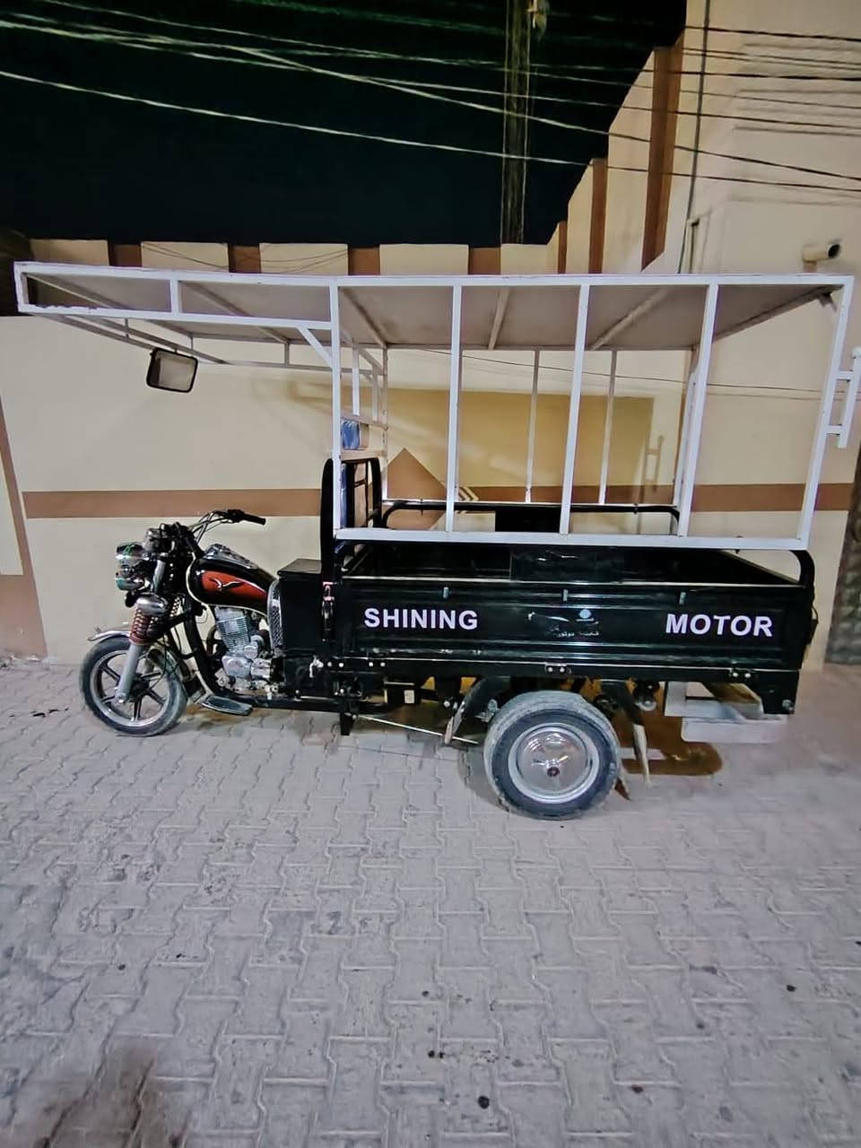 ستوته للبيع جمره فحل موديل ٢٠٢٣ باب اول رقم وسنويه بسمي مداور ثاني يوم
رقم مبايل ***********  نجف حي الشرطه
