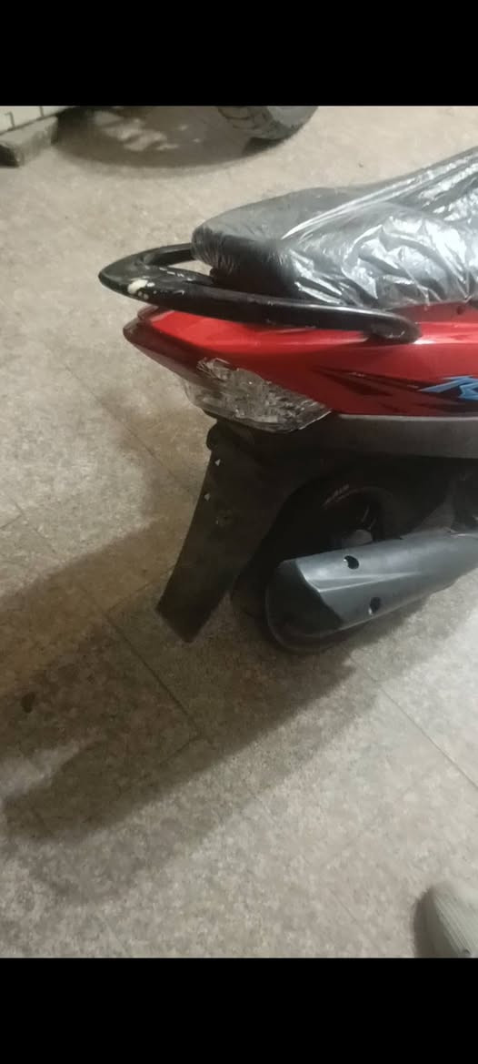 دراجه رزنه مضبوطه هندر للدائره دلها بس تبديل باتري شغاله مضبوطه تضبطه بيتكلم ترتيب مرتبه السعر 800 رقم الهاتف مكان حي الحسين حي الجهاد مقابل سوق العصري رقم الهاتف بيها مجال شويه***********
