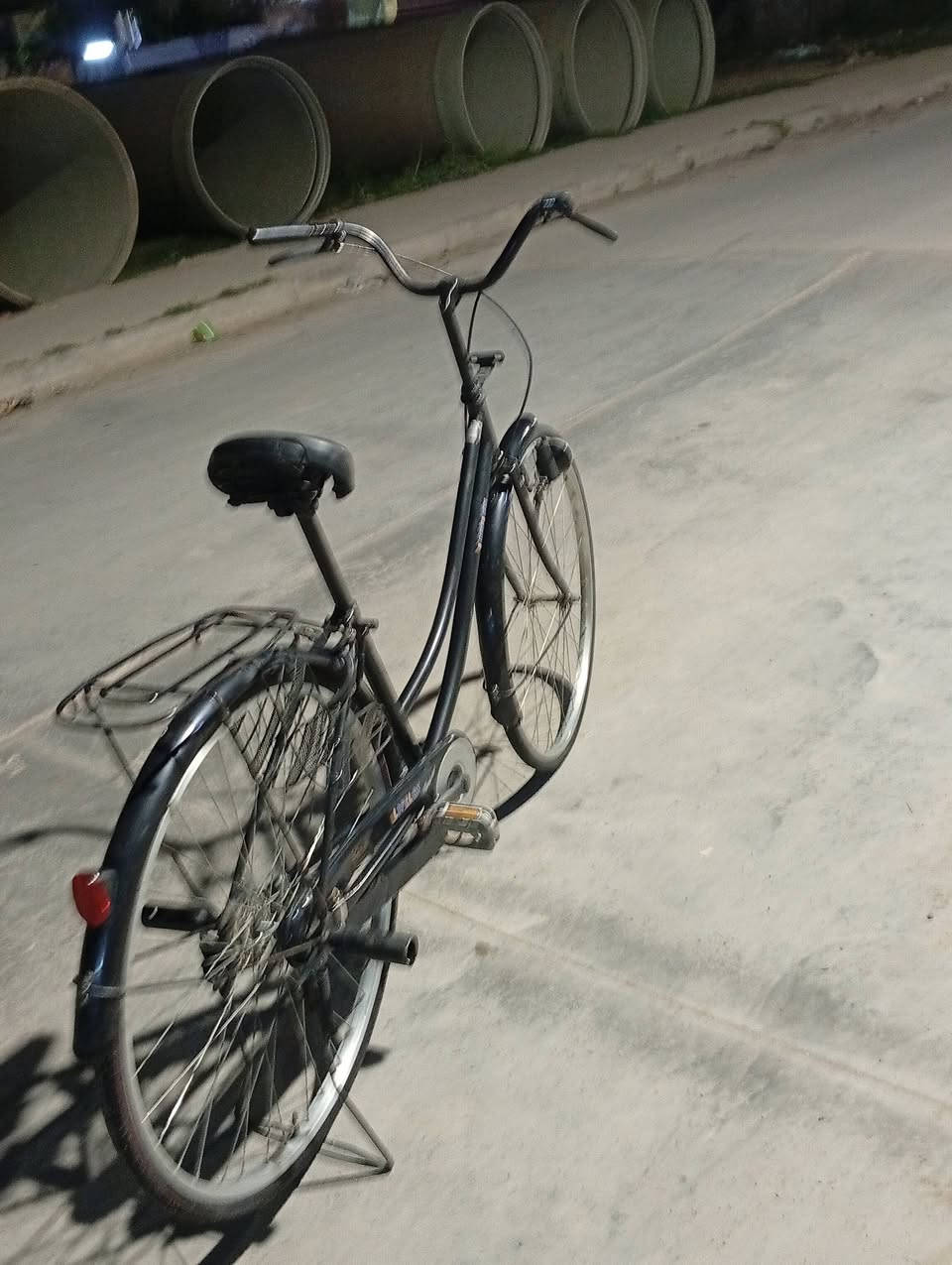 بايسكل للبيع حجم 26 موديل 2021السعر 85 واتساب: ***********
