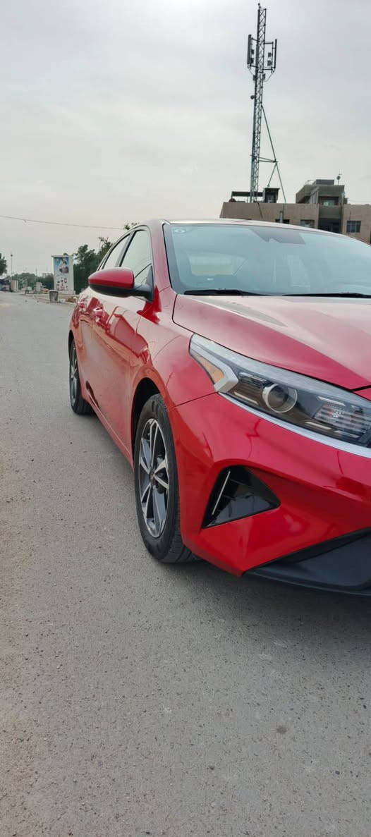 سلام عليكم كيا فورتي ٢٠٢٣ للبيع
الصور بعد التصليح 
نصف مواصفات حادث بسيط 
جاملغ أيسر بارد وتبديل دعامية 
للتواصل ***********
