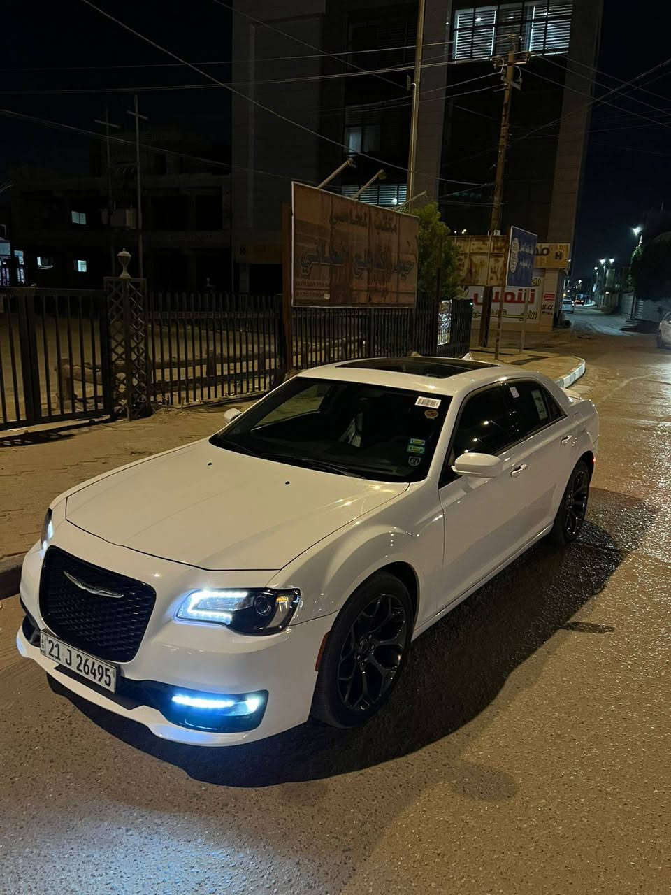 السلام عليكم 
السيارة اوباما كلين كندي موديل 2015 / بيها خشم الجاملغ مال جهة سايق بارد .الباقي كلة مكفول كير مكينة كشر السيارة كدامك وماخليت شي بيها كلشي ع ايدي ونظيفة السيارة ، والسعر ب٢٢٥ وبيها مجال ***********3مكانها الديوانية

