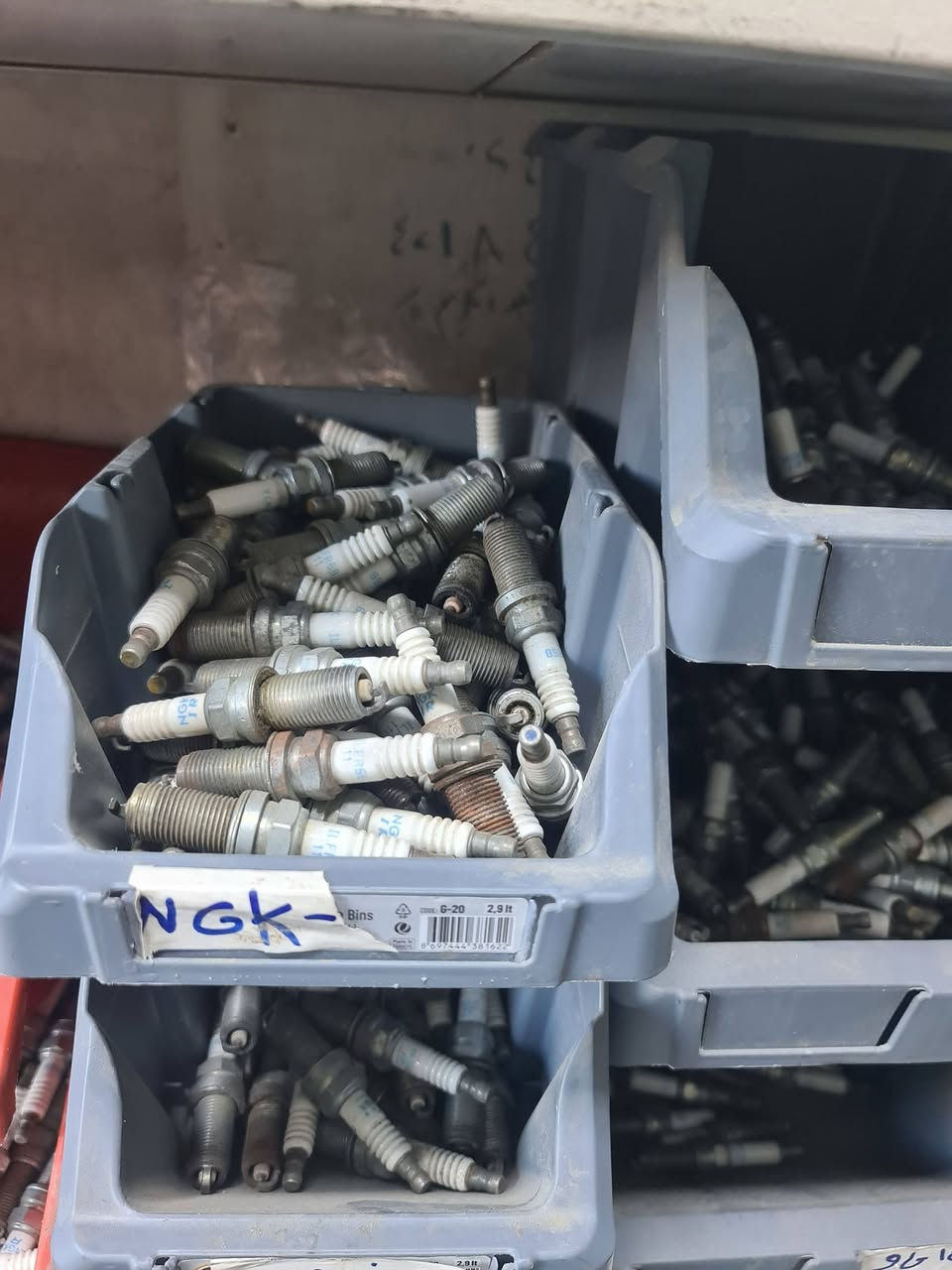 بلكات اصليه تفصيخ كيا تيلورايد وهيونداي بلسايد اصليات
ماطور استيرن كيا تيلورايد
جامة سلايت اصليه تفصيخ
درع محرك كيا تيلورايد قالب اصلي
بغداد/ السنك /ثاني بنايه على يسار
***********  وتساب
***********
