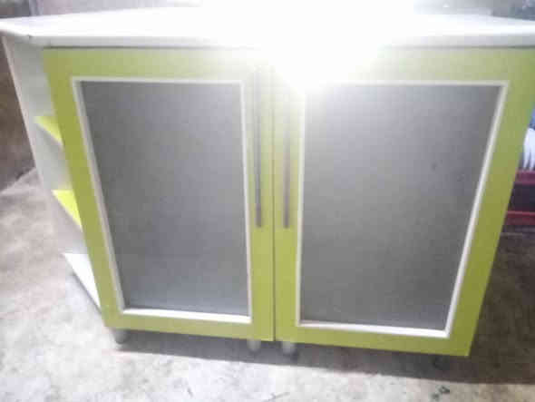 السلام عليكم ورحمة الله وبركاته
عندي كونتر للبيع اخو الجديد خشب سعرة ١٢٠الف وبيها مجال للطيبين مكاني كركوك وهذا رقمي ***********
