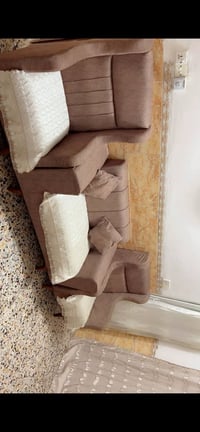 طقم كامل • كنب • للبيع