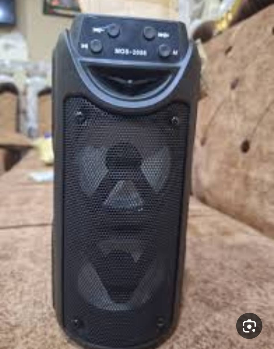 السلام عليكم.. مضخم صوت بلوتوث.. شحن..ب15.000
توصيل كربلاء 3000 محافظات 5000
*********** واتساب..
