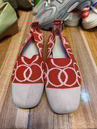 بوتيك الميم • أحذية • توصيل