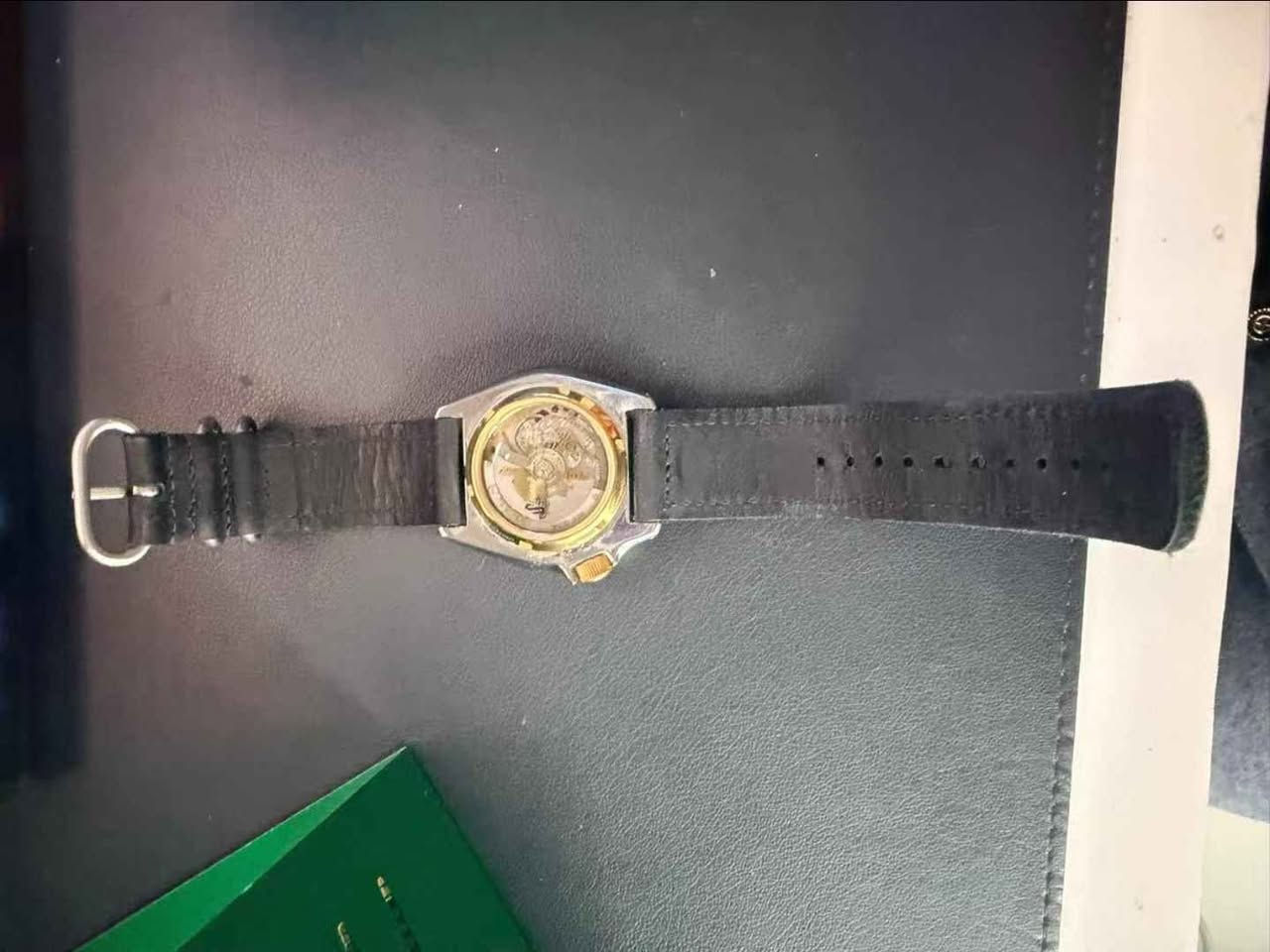 ساعة سيكو زورو مكينة اوتوماتيك   السعر ١٧٠ دولار ويتوفر توصيل كل العراق بغداد, العراق


**إذا كنت صاحب هذا الإعلان وتريد حذفه لأي سبب، رجاءا أرسل رسالة إلى الدعم الفني**