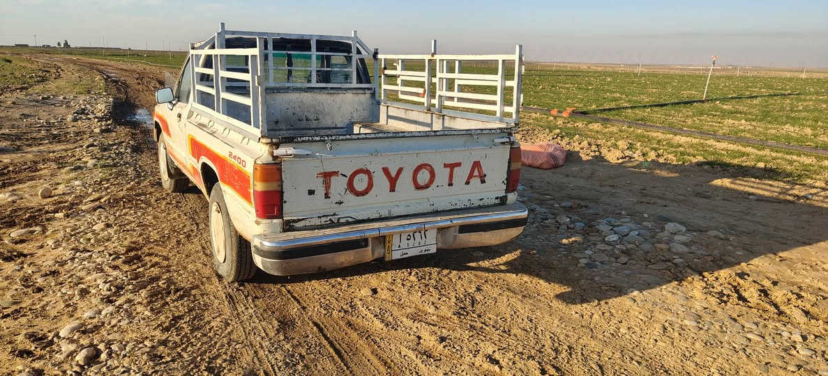 السلام عليكم سياره للبيع ٨٨ نضيفه مابيهه خياس ابد سنويه جديده محرك معمر جديد السعر 50 وبيهه مجال قليل للاستفسار ***********
