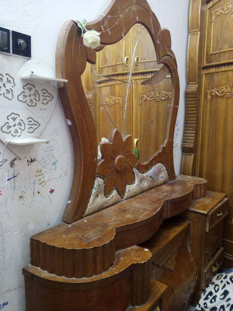 كنتور وميز وزاويه ٣٠٠ سعرهن


**إذا كنت صاحب هذا الإعلان وتريد حذفه لأي سبب، رجاءا أرسل رسالة إلى الدعم الفني**