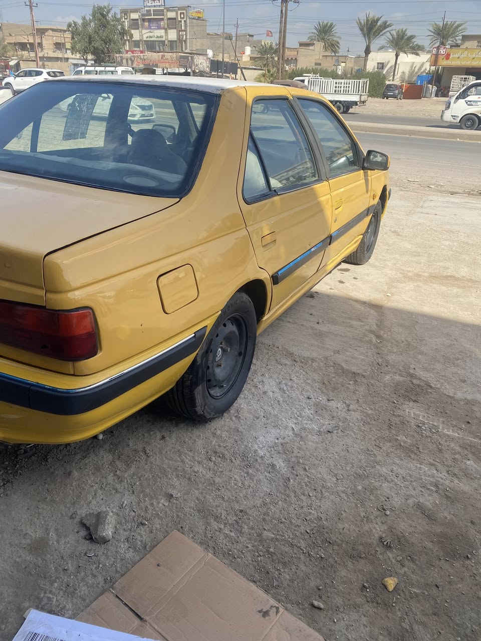 السلام عليكم
بيجو بارس 15 عليها غرامات مليونين تبريد ثاج شغال تخم تاير جديد السيارة جاهزة السعر  15 ورقة 
مكاني الزعفرانية 
رقم الهاتف ***********
