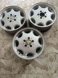 البيع 3وياله حجم 15السعر 200الف 07725432949