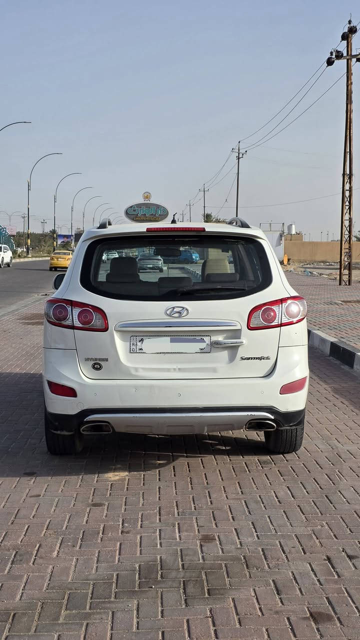 هونداي سنتافي 2012 خليجيه شركه عامه
محرك 6 سلندر 7 راكب
رقم بابل الدولي بأسمي سنويه وهزه وارقام كله جديد
سياره حلوه وجاهزه وترايها حلو
بيها صبغ جاملغ امامي جهه السايق ودور الجاملغ الخلفي جهه الصدر والباقي مكفول
السعر 138 وبيها مجال بسيط
للاستفسار ***********
مكان السياره كربلاء 
غير متواجد على النت
