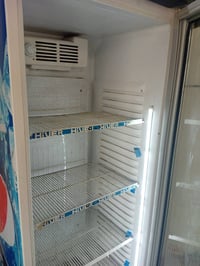 ثلاجة • تبريد ٢٧٥ • للبيع