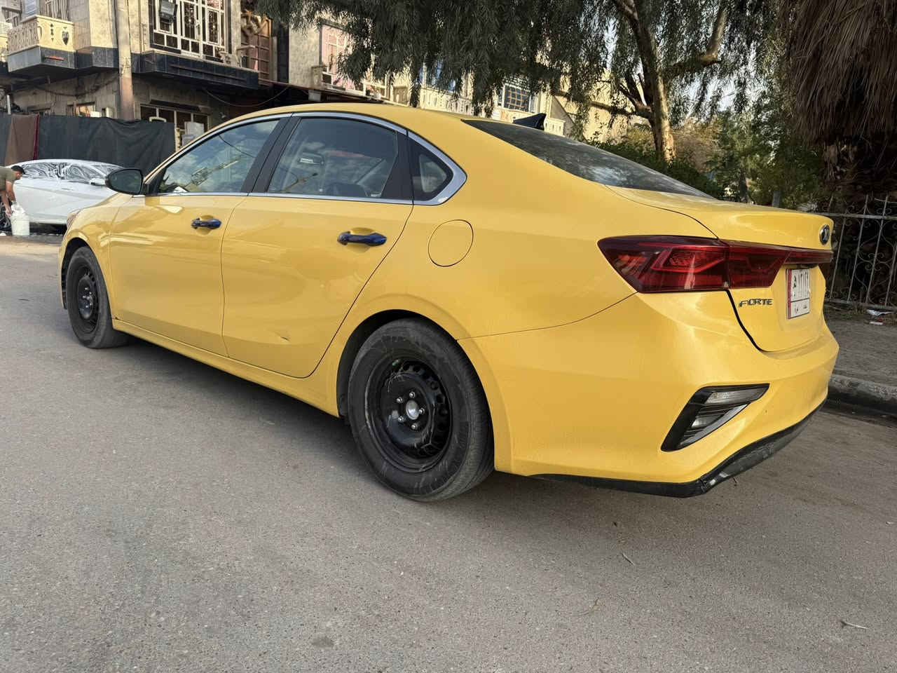 كيا فورتي موديل 2021
وارد امريكي 
حادثهة مواضح بلمنشور 
مكينة گير حدادية تبريد على الفحص
حجم المحرك 2000 
مكفول لا تبخير ولا تنقيص
المواصفات 
بصمة
كشنات جلد
تحديد مسار 
توقف ذاتي حساسات خلفي امامي 
تحكم ستيرن
شاشة 
كامره دواره 
تبريد بيانو 
مضخمات صوت 
تدفئه تبريد 
وبيهة هواي مواصفات بعد السيارة فول مواصفات
مكان السيارة بغداد شعله
بأسمي 
رقم بغداد
مصفرة هيئة وغرامات 
ماشية 100
الاتصال ***********
