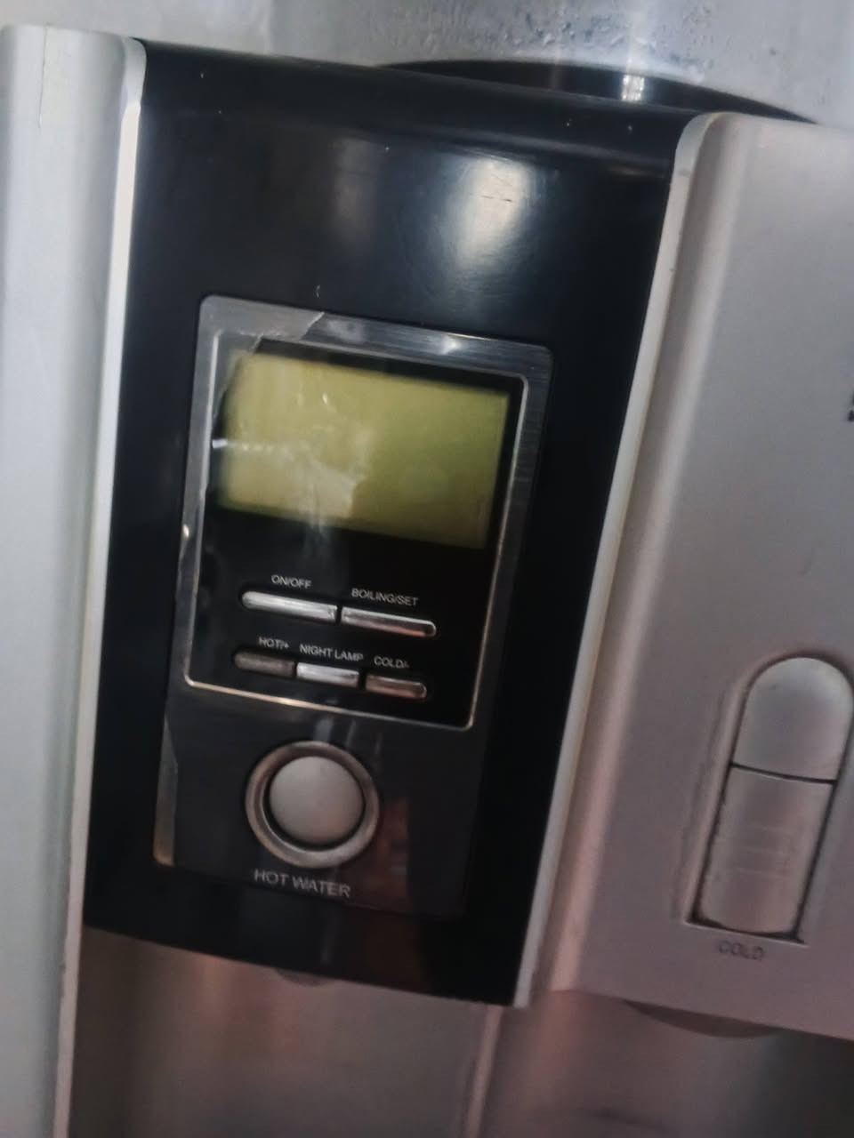 اسلام وعليكم
غراض منزلية للبيع نضيفات كلش
كلمن وسعره + منضومه انترنيت 
المكان ديالئ الخالص
توصيل خالص فقط
السعار خااص
***********
