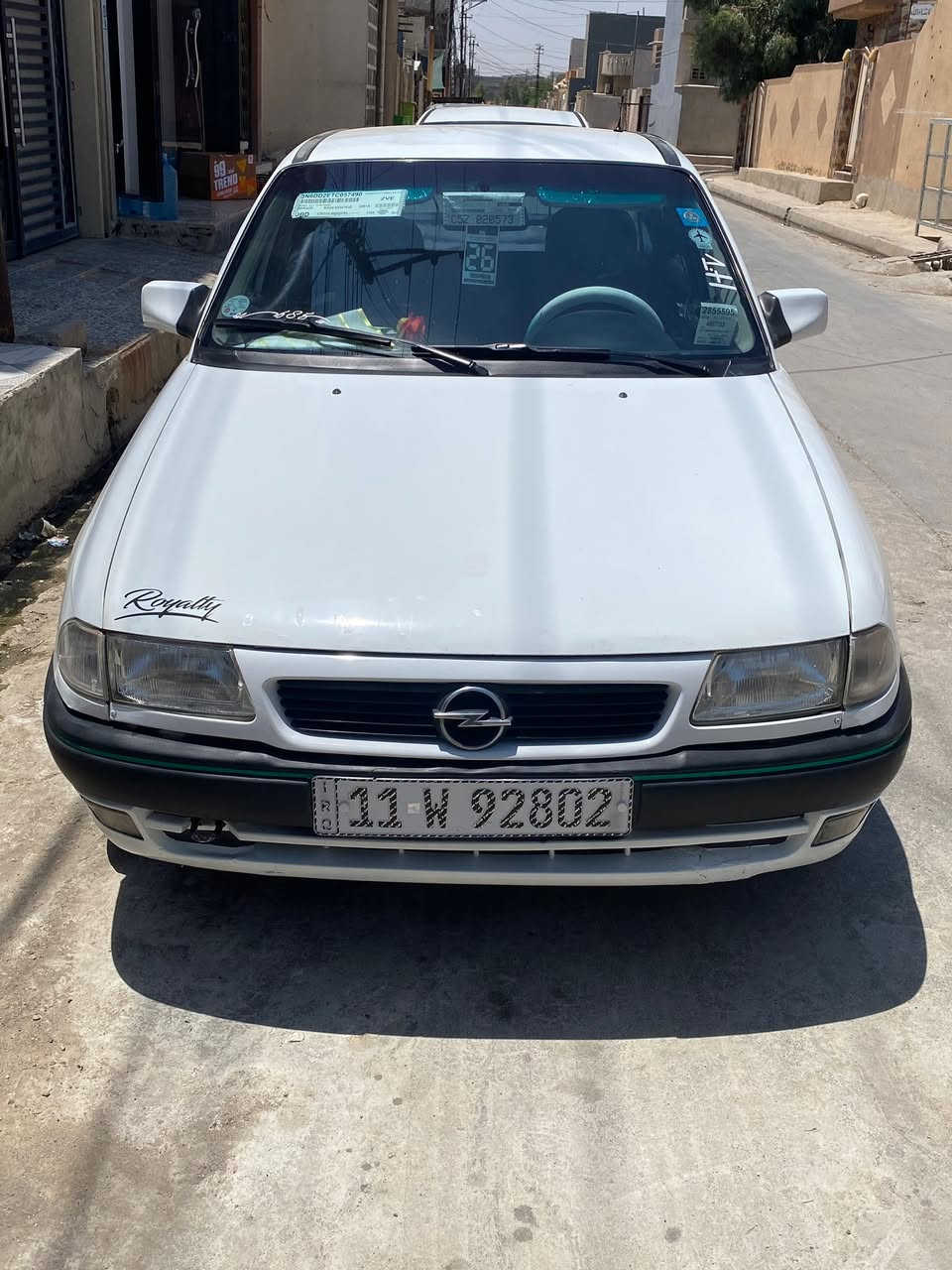 استرا موديل 94 بدون ضرر صبغ قطع انطيك عام محرك 16لا صرف ولا نفخ رقم بغداد دولي شرعيها بل موصل صاحبها موجود بس يحول كهربائيات شغالة بلاجكتورات قفل مركزي داخلها نظيف سعرها 40 وبيها مجال 
***********
