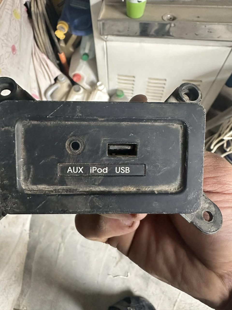 شاشه بنكو 
مسجل تاب وشباك دشبول 
وقاعده فلاش للبيع اي استفسار اتصل وتدلل ***********
