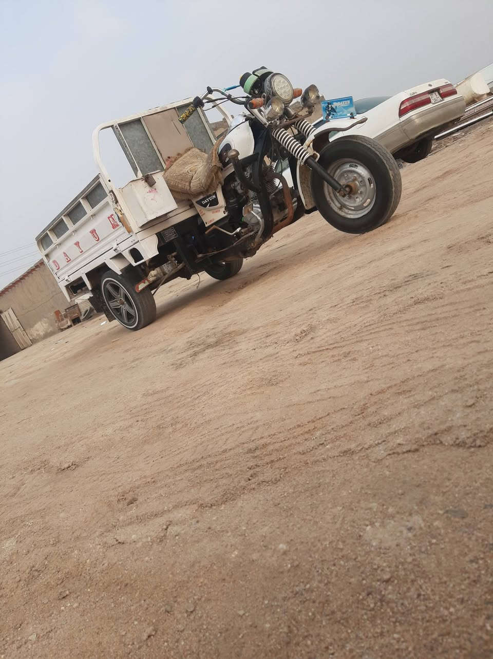 للبيع مديل ١٣ شتوته حلوه مانقصه شي  ***********
