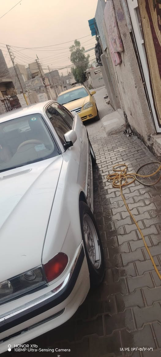 بغداد حي نصر سعره 65 وبيه مجال رقم ***********
