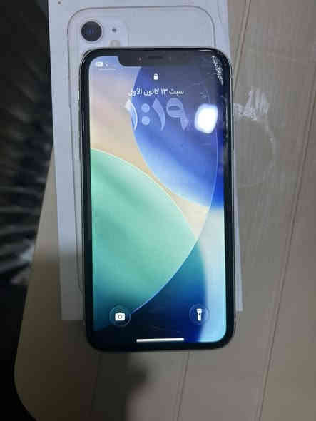 السلام عليكم ايفون 11 عادي ذاكرة 128 بطارية 77 الجهاز شرق اوسط ياباني مع الكارتونة استخدام شخصي مشتري جديد في وقتها الجهاز بلادي شغال كامل جداً نظيف شاصي وظهر بس بي ملاحظات شخوط بالشاشة وضربة بسيطة بحافة الشاشة موضحة بالصورة مكاني بغداد حي العامل هذا رقمي *********** السعر 235 ألف
