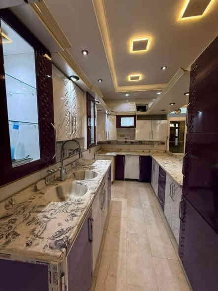 للايـجـار 🏡 الـكـرادة خـارج

عنوان العقار 📍 الكرادة خارج خلف حلويات الزيتون

🔶 المساحة 250 مـتـر

يحتوي على صالة ومطبخ وهول داخلي وغرف نوم عدد 6 

ومجموعة صحيات ✔️

ــــــــــــــــــــــــــــــــــــــــــــــــــــــــــ
‎‏‎((شركة دار السلطان للعقار حيثٌ تَلتَقي الرُوٌية ,بلتَمَيٌز ))

❗️❗️ نسـتـقـبل العروض البيع الشراء والايجار ❗️❗️

بيع - شراء - ايجار - ادارة امـلاك - مقاولات عامة

‎‏‎📊كل ماعليك الاتصال أو المراسلة على الصفحة *ʲᵒⁱⁿ ᵘˢ*

 حسن زوانة *********** - ***********

‎‏‎الفرع الاول /عرصات الهندية مجاور فندق بلوم 

‎‏‎ الفرع الثاني /الـسـيـديــة الضباط مقابل افران الرباط

‎‏‎‏‎زبائننا الكرام بِكُم نَرتقي ونَتشرف بزيارتِكم ونَفتخر بخِدمتِكم ❤
