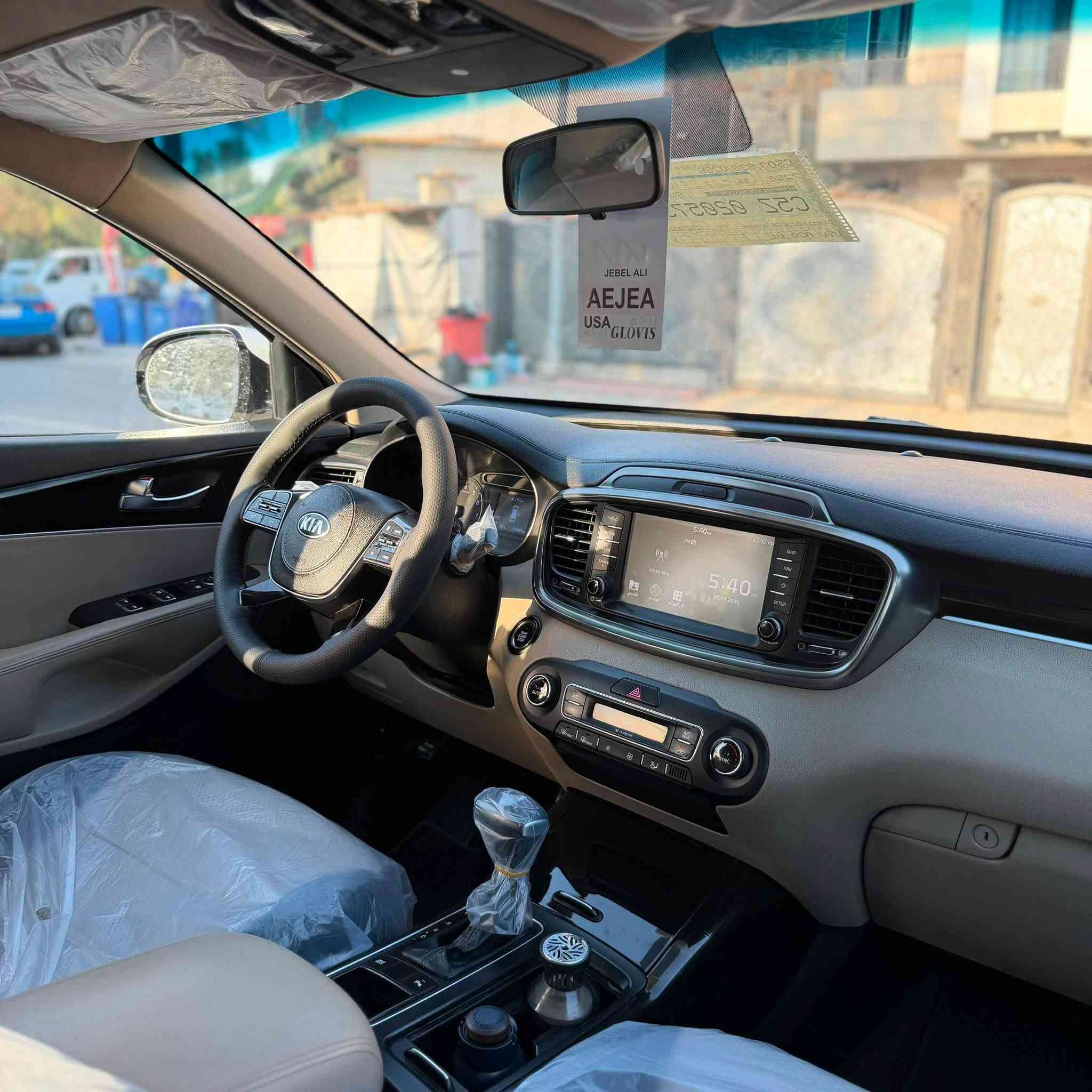 سورنتو 2019 خليجي
لشركه الدولية فول البانوراما
رقم بغداد مشروع وطني تحويل مباشر 
سيارة مكفوله بيه شويه كارت باب الصدر

مواصفات فول سياره
بصمه كشنات جلد +كهرباء + جنطة كهرباء 
مري شفط
اشاير مري 7راكب ٣قطع تبريد تبريد بيانو 
حساسات امامي خلفي صندوك كهرباء
بردات خلفيه لايت زنون 
مكينه 6سلندر 
السعر 237 ورقه 
اي استفسار
 ***********
