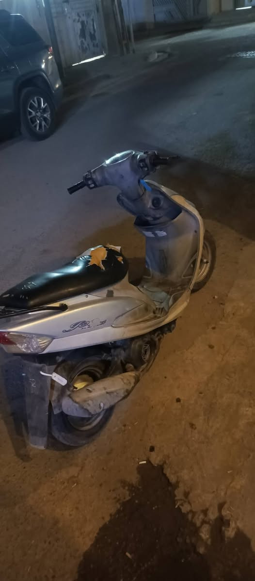 السلام عليكم مرخصت مدير الكروب درجة ماكس منغولي كاملة مكينة بلادي برغي ممفتوح رمبة الدراجه فقط الماشة معوجة السعر 450 بيهة مجال بسيط العنوان بغداد البياع الري الرقم ***********
