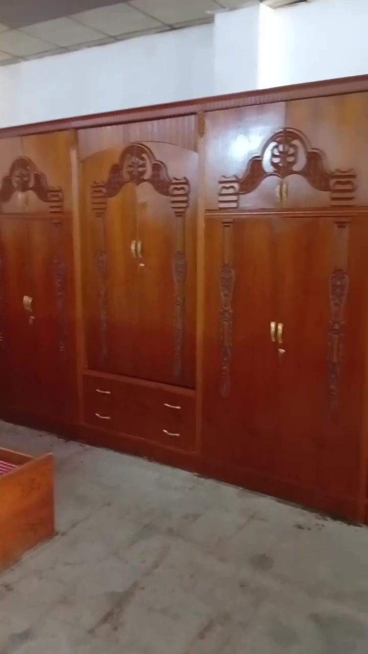 غرفة نوم صاج كلش نضيف٧٠٠للستفسار***********
