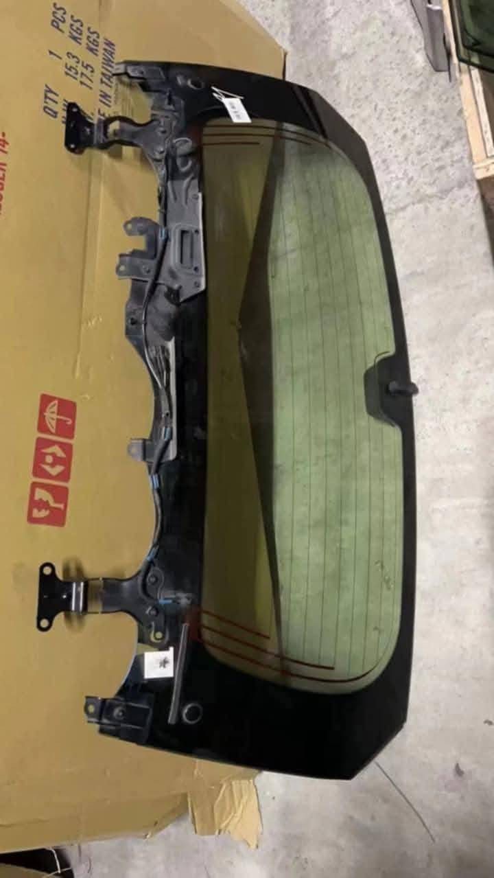 ✅بيع وتركيب زجاج السيارات 🚘
✅افضل شركه زجاج سيارات 🥇
✅جودة اتقان عاليه مع ضمان حقيقي 
✅سليكون مقاوم لسيارات المتئاكله 
✅معى ضمان العمل
متعاقد مع التأمين للستفس***********
يتوفر خدمه __ موقعيه 📍🚚 مجاناً 
      ☎️  ***********
✅اذا كنت ترغب في تغيير زجاج سيارتك نوفر لك افضل انواع زجاج السيارات العالمي 🌐 ( أصلي و تجاري ) 
✅ أكبر المستوردين في العراق  🇮🇶 لجميع انواع السيارات كاف***********☎️
العنوان باب الشيخ قرب مقبرت الغزالي
