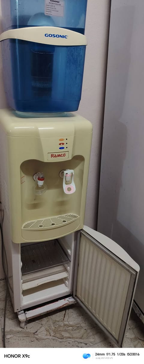 ثلاجه ماء شغال حار بارد فول عنوان يارمجه شرقيه سعر ٧٠


**إذا كنت صاحب هذا الإعلان وتريد حذفه لأي سبب، رجاءا أرسل رسالة إلى الدعم الفني**