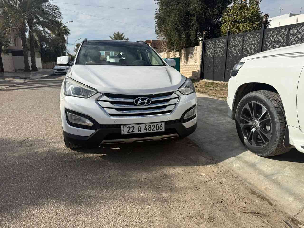 سنتافي 2014 خليجة فول موصفات
سيارة 6
فول فول 
حادثة سيارة رش اربع قطع بدون دواخل بدون شواصي رقم جديد كلشي جديد بطاقت بانزين بية 
سيارة سبعة راكب 
سعرة 163 
وتساب 
***********
