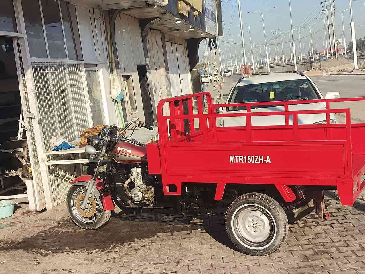 سلام عليكم ستوته امتير البيع كفاله عامه سعره مليون و800
مكينه 24 مامفتوحه 

شاصي مكفول 

كهربائيات كله شغاله نكره سلف 

دراجه موديل 2020

وكيله جبرين مسجله دراجه وكامله معاملته 

مكاني نجف حي الرحمه 

رقمي ***********
