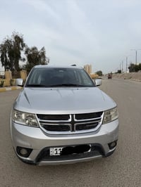للبيع دوج جورني 2012 وارد امريكي SXT  محرك 6 سلندر بيها صبغ 4 قطع ( بد...