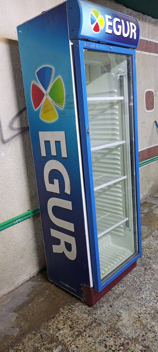 عارضه شغاله شرط الشغل للبيع السعر 200 العنوان بصره حيانيه دور الشرطه رقم الهاتف***********
