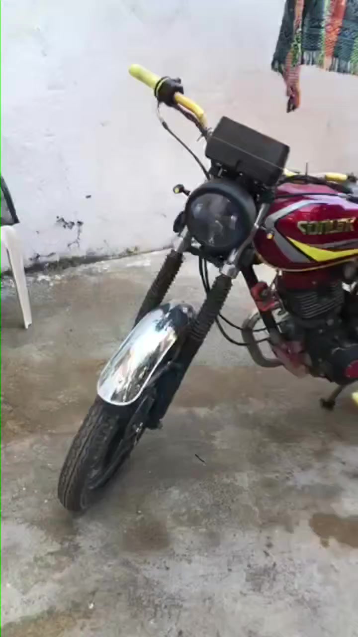 دراجه ايراني 5 كير معمر 23 رياضي للمراوس بفورزه او بيع بسعر 275 الف *********** عنواني بعقوبة
