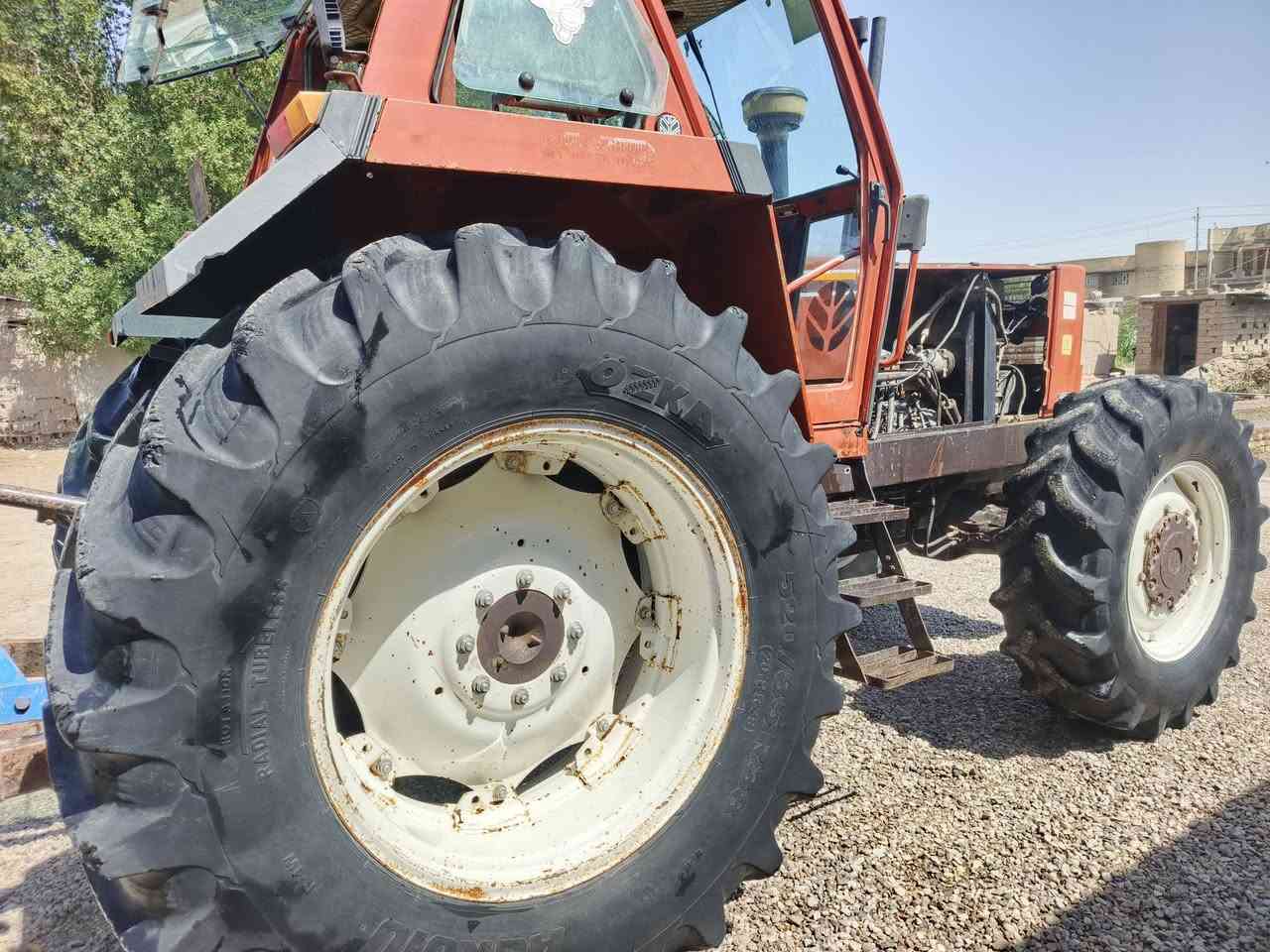 السلام عليكم
مكينه فيات حجم 115 للبيع تكمه عريضه بك بالصفحه
رقم واسط تحويل جاهزه للشغل
لاتصال ع رقم ***********
