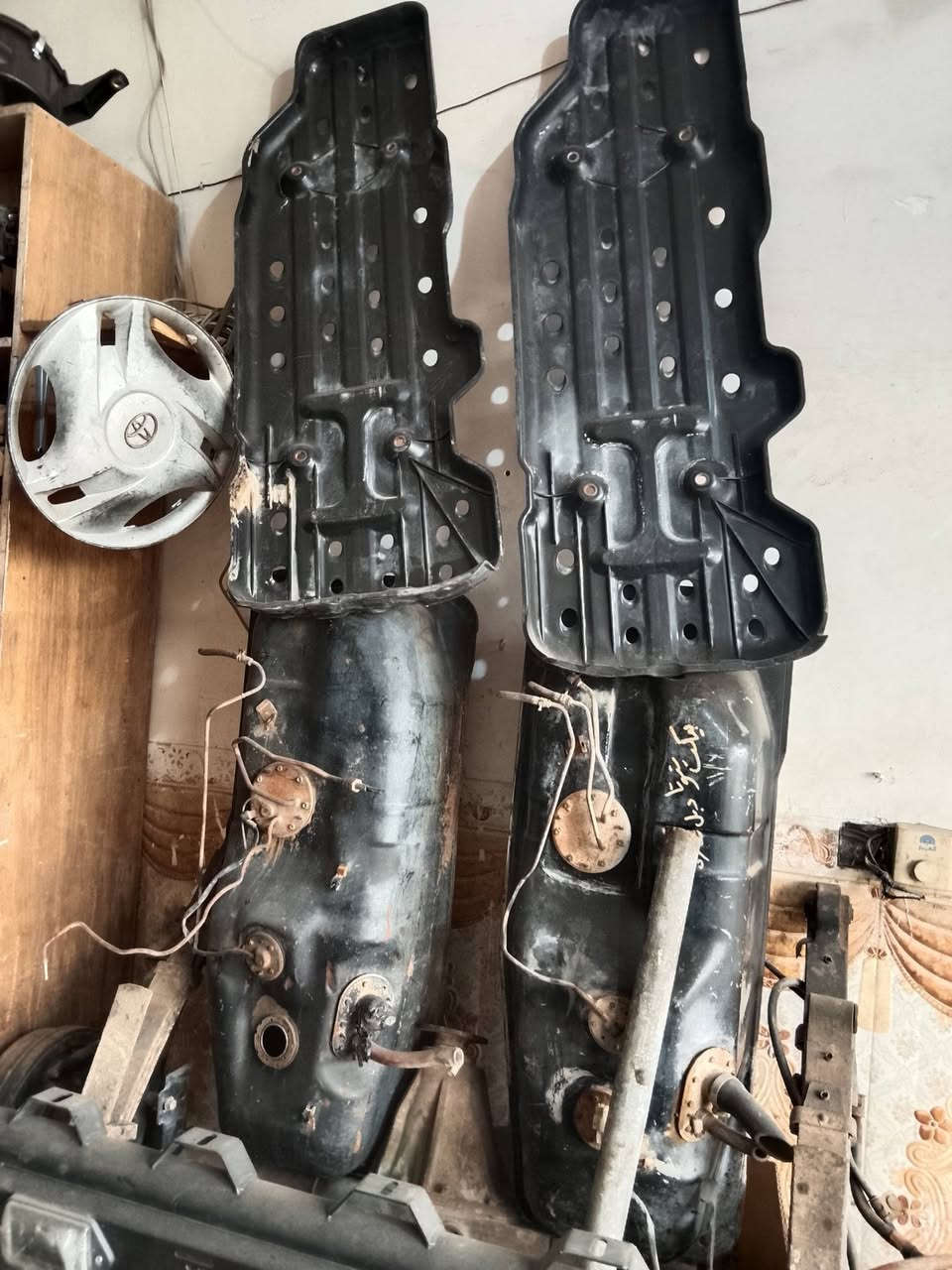 قطع غيار سيارات تويوتا هايلوكس  جمره حديث و وقديم محلات هايلوكس تصال ***********
***********3موجودتوصيل جميع المحافضات
