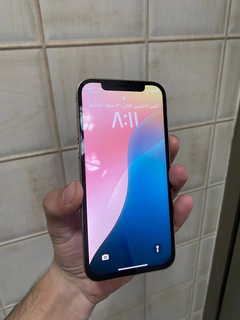 للبيع او المراوس 
ايفون 12 برو ذاكره 128 
بطاريه 100 مبدله اصليه
شاشه مبدله نوعيه مرتبه وضهر هم وبي فطر بسيط
جهاز مرتب 
سعر 190 وبي مجال
بس بي مشكله بسيطه مرات يرست 
***********
