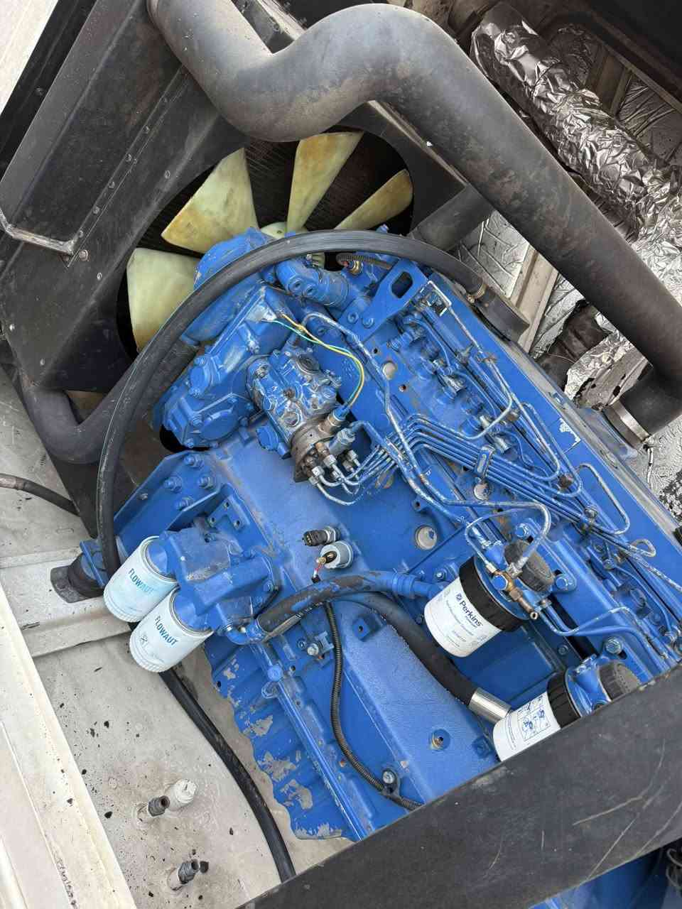 السلام عليكم مولد كاتم بيركز نكليزي اف جي ولصن   150كيفي   6سلندر  مديل 2018 مشتغله ساعات شرط لا بخار ولاً تنقيص كاتم رقمي***********
